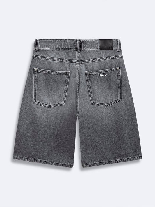 Veron B - Maceo Wash - Bermuda