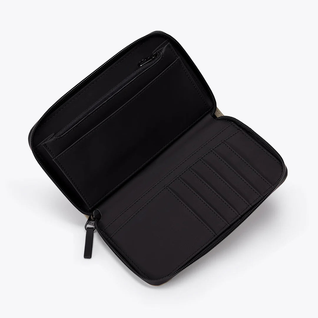 Naira - Lotus - Nude