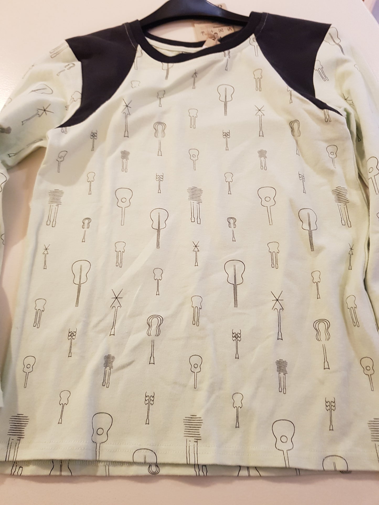 OUTLET - T-shirt - Trees All Over